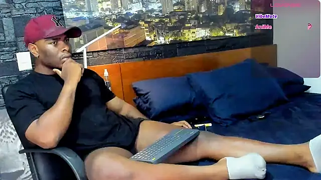 thomas santtos1 online show from February 12, 8:29 pm