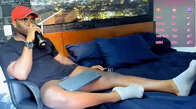 thomas santtos1 online show from February 20, 7:41 pm