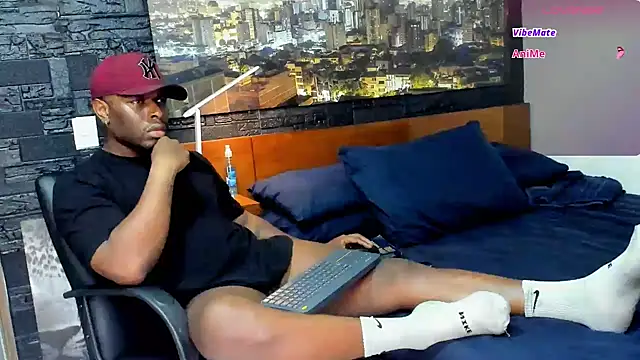 thomas santtos1 online show from March 5, 8:10 pm