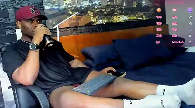 thomas santtos1 online show from March 15, 9:38 pm