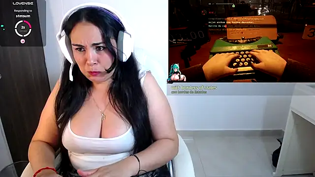 Snapshot of Sunny_Gamer7 chatting on November 19, 3:50 am Sunny Gamer7 online show from November 19, 3:50 am