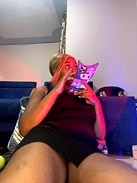 Snapshot of Cherrytowild chatting on October 13, 5:51 am Cherrytowild online show from October 13, 5:51 am