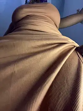 Snapshot of Cherrytowild chatting on February 14, 11:51 am Cherrytowild online show from February 14, 11:51 am