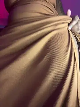 Snapshot of Cherrytowild chatting on February 26, 4:55 am Cherrytowild online show from February 26, 4:55 am