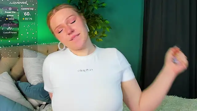 Snapshot of Naomi_B1ack chatting on March 13, 3:13 am Naomi B1ack online show from March 13, 3:13 am