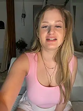 Busty-Ellie online show from December 29, 4:51 pm