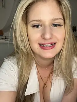 Busty-Ellie online show from February 23, 1:21 pm