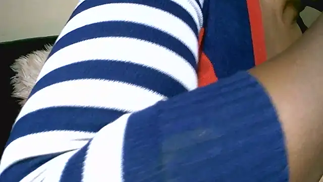Bustypillows online show from July 11, 4:53 pm