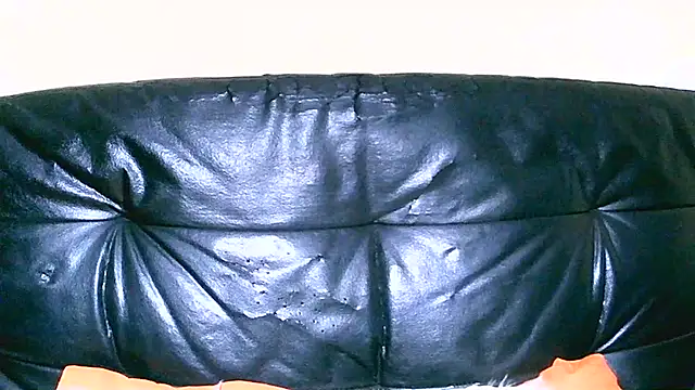 Bustypillows online show from July 25, 6:16 pm