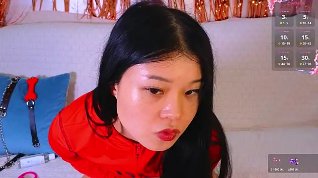 Tina Kim  online show from June 12, 9:19 am