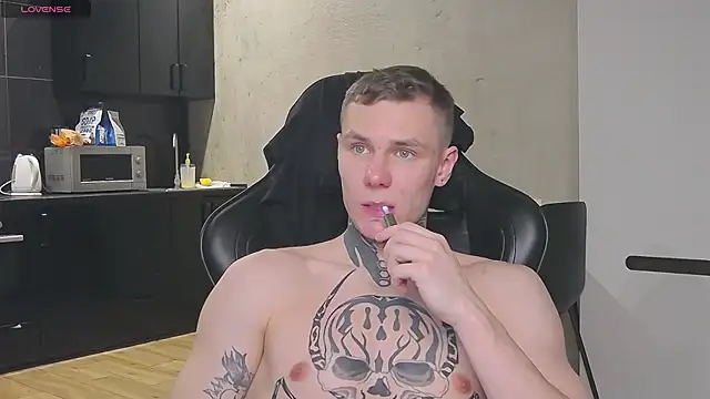 Lechery boy online show from January 18, 6:32 pm