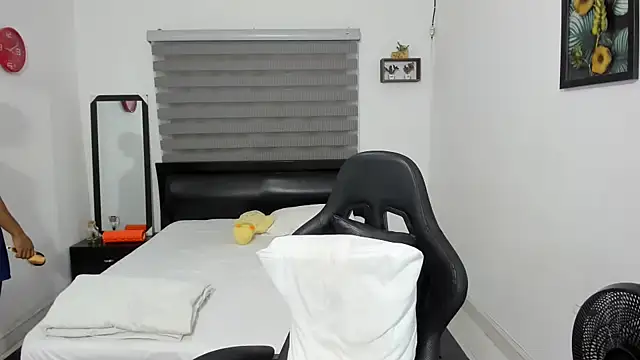 corzoethan online show from November 22, 10:53 pm