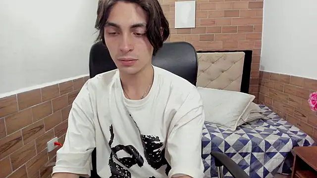 MIKE HUNTER7 online show from December 21, 3:47 am