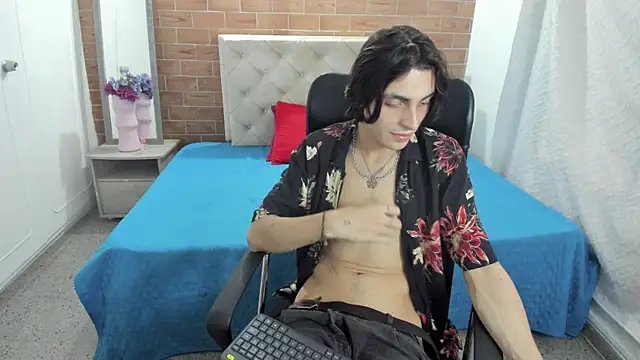 MIKE HUNTER7 online show from February 14, 4:09 pm