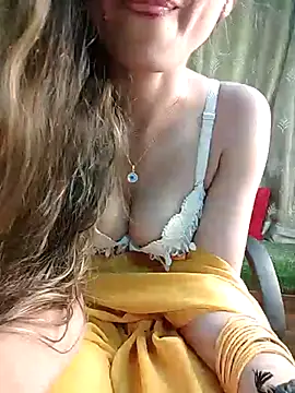 Snapshot of seductivegirl55 chatting on February 23, 9:05 pm seductivegirl55 online show from February 23, 9:05 pm