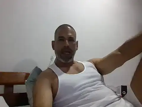 jackbigcock11 online show from January 29, 9:39 pm