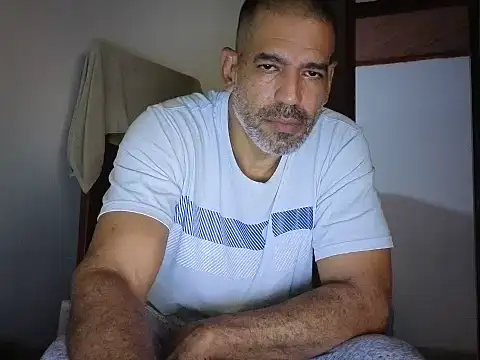 jackbigcock11 online show from February 5, 2:05 am