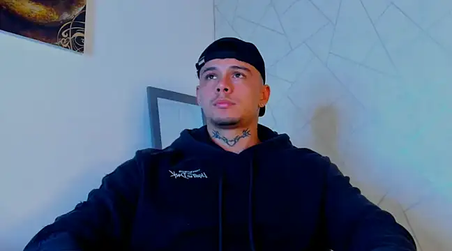 NoahhBrown online show from March 1, 4:37 am