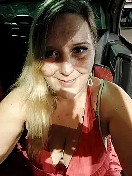 BecciDeluxe online show from September 20, 8:54 pm