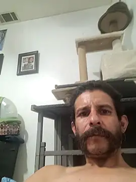 LongDickZee562 online show from October 29, 7:21 am