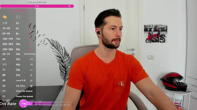 Snapshot of ZackFraser chatting on February 14, 10:34 am ZackFraser online show from February 14, 10:34 am