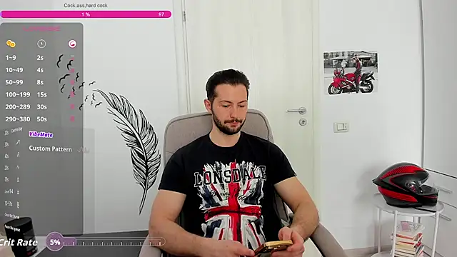 Snapshot of ZackFraser chatting on March 26, 6:52 am ZackFraser online show from March 26, 6:52 am