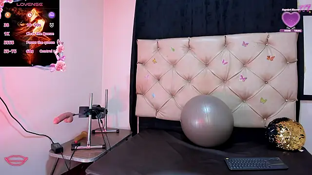 Snapshot of cleopatraa chatting on March 4, 8:48 pm cleopatraa online show from March 4, 8:48 pm