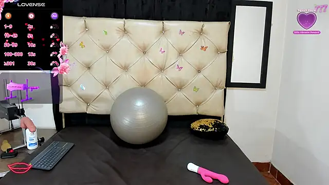 Snapshot of cleopatraa chatting on March 19, 3:49 pm cleopatraa online show from March 19, 3:49 pm