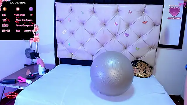 Snapshot of cleopatraa chatting on March 21, 2:09 pm cleopatraa online show from March 21, 2:09 pm