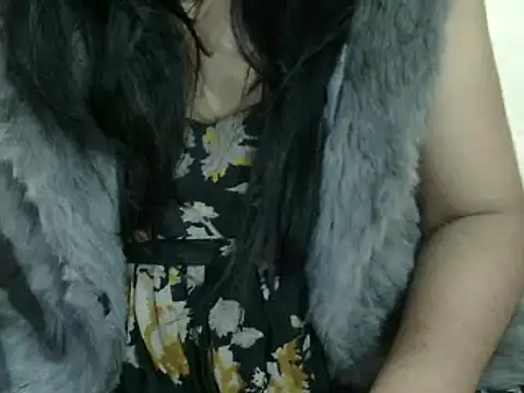 Snapshot of Naughty-Jiya chatting on February 24, 6:38 am Naughty-Jiya online show from February 24, 6:38 am