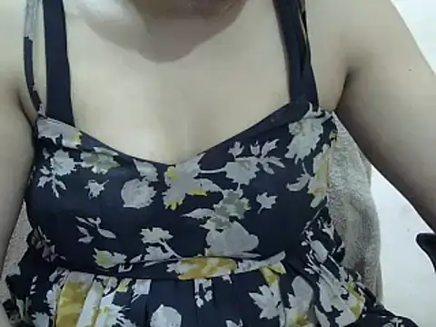 Snapshot of Naughty-Jiya chatting on March 18, 7:52 am Naughty-Jiya online show from March 18, 7:52 am