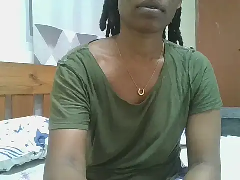 Snapshot of Sweetchoco5 chatting on October 10, 5:01 pm Sweetchoco5 online show from October 10, 5:01 pm