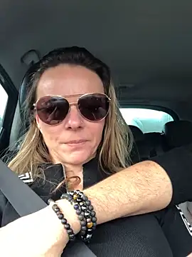 Maryli-O online show from February 1, 2:59 pm