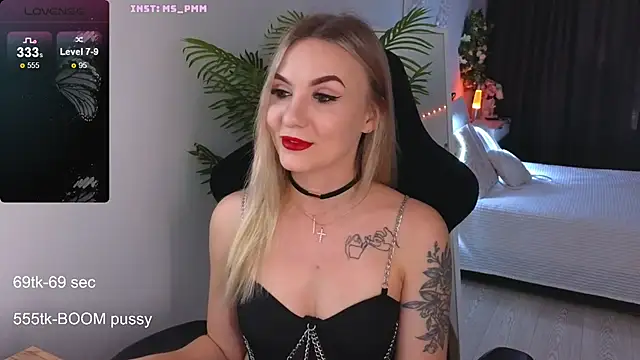 Snapshot of Maria_Shy chatting on September 25, 7:01 am Maria Shy online show from September 25, 7:01 am