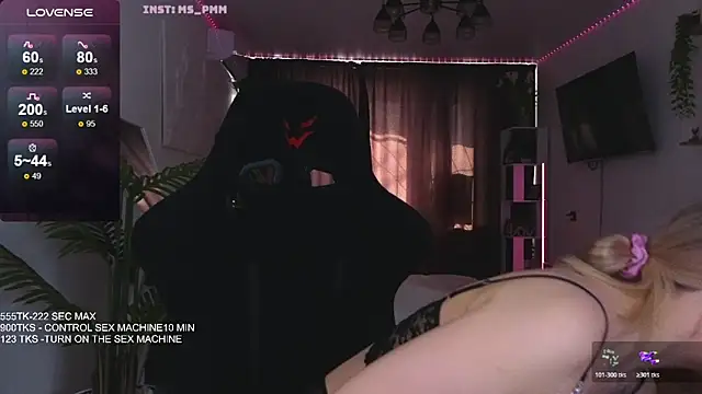 Snapshot of Maria_Shy chatting on March 13, 7:48 am Maria Shy online show from March 13, 7:48 am