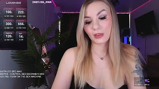 Snapshot of Maria_Shy chatting on April 1, 6:58 am Maria Shy online show from April 1, 6:58 am