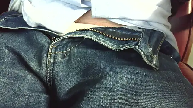 smoothandtiny online show from December 4, 7:28 am