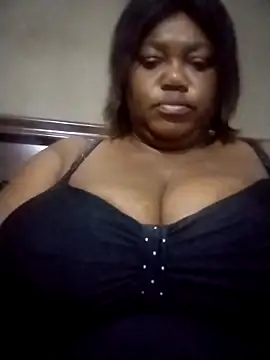 MATUREBUSSTY online show from September 27, 12:15 am