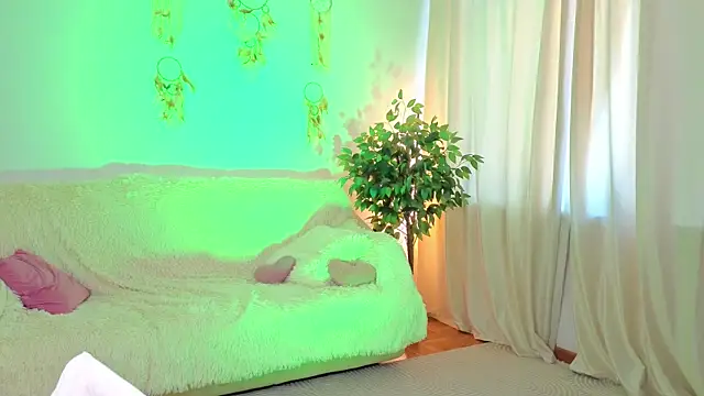 Charlotte wow online show from July 30, 2:38 pm
