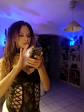 Luna Kitanna online show from September 20, 9:49 pm