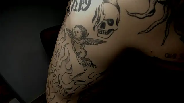 layneinchains online show from October 3, 10:23 am