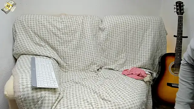 layneinchains online show from February 2, 1:54 pm