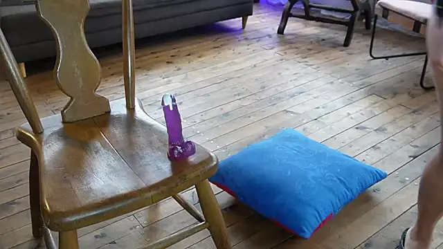 Kozzy  online show from October 8, 6:49 pm