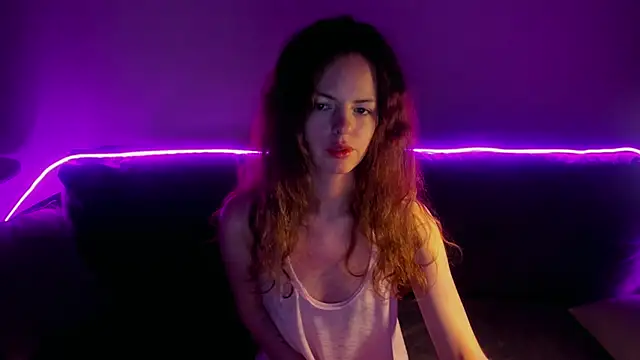 Snapshot of RubyAttwood chatting on February 27, 2:33 am RubyAttwood online show from February 27, 2:33 am