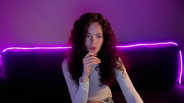 Snapshot of RubyAttwood chatting on March 7, 7:00 pm RubyAttwood online show from March 7, 7:00 pm