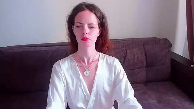 Snapshot of RubyAttwood chatting on May 17, 3:41 pm RubyAttwood online show from May 17, 3:41 pm