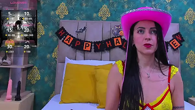 SuzanSmithh online show from October 31, 10:49 am