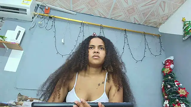 makena18 online show from January 3, 12:52 pm