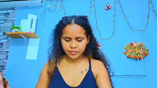 makena18 online show from January 4, 12:49 pm