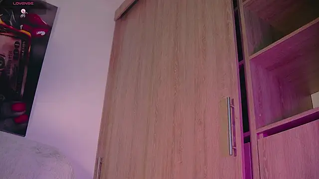 aidaadams online show from September 29, 11:26 am